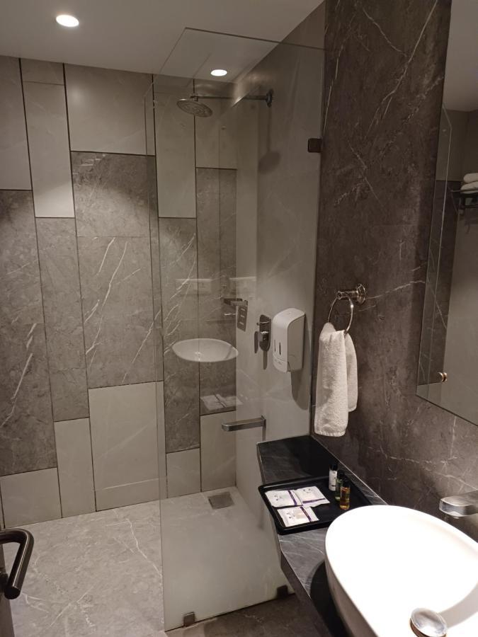 Click Hotel Aurangabad エクステリア 写真